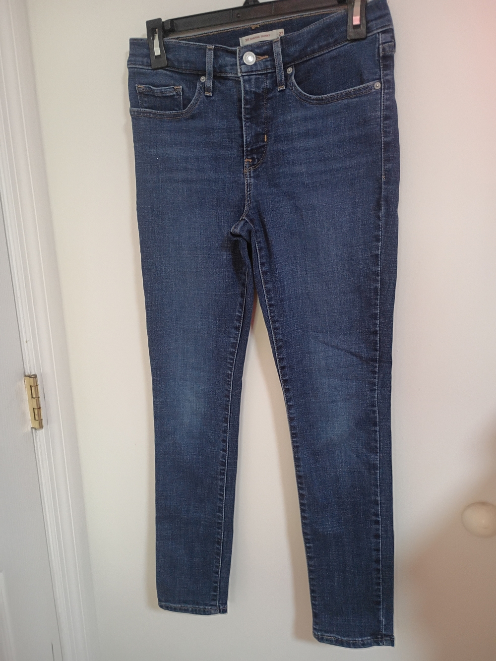 Levi's 311 Dark Blue Women’s Skinny Jeans Size 27